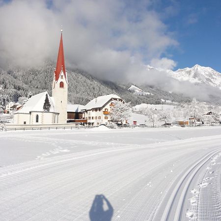 Hotel Messnerwirt Anterselva di Mezzo Exterior foto