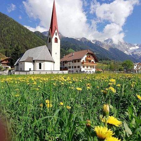 Hotel Messnerwirt Anterselva di Mezzo Exterior foto