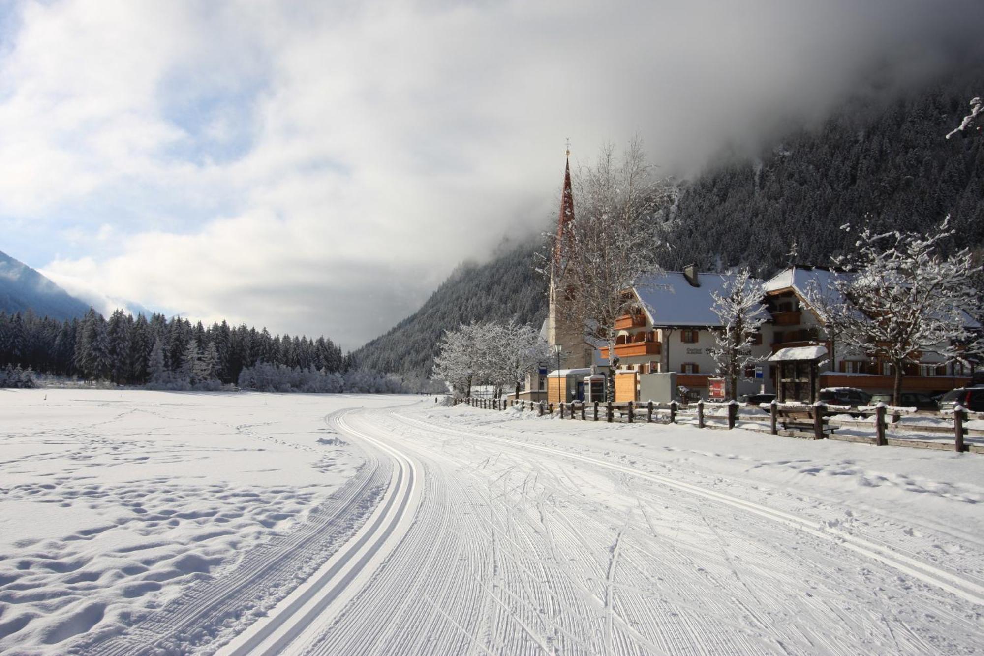 Hotel Messnerwirt Anterselva di Mezzo Exterior foto