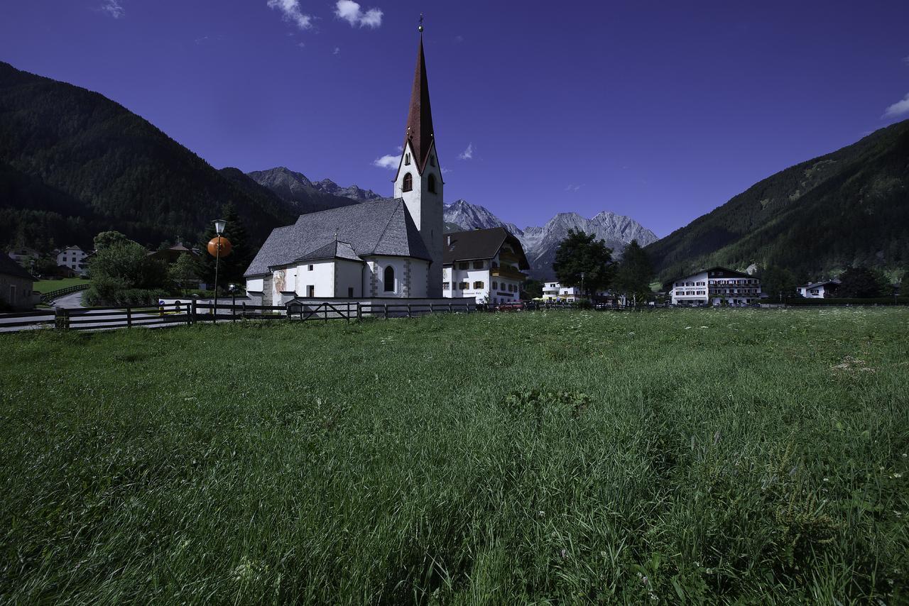 Hotel Messnerwirt Anterselva di Mezzo Exterior foto